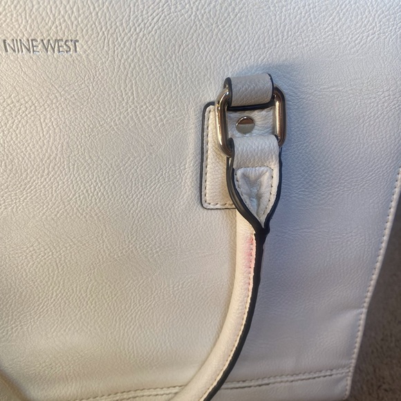 White Nine West crossbody structured handbag with top handle - Picture 7 of 8
